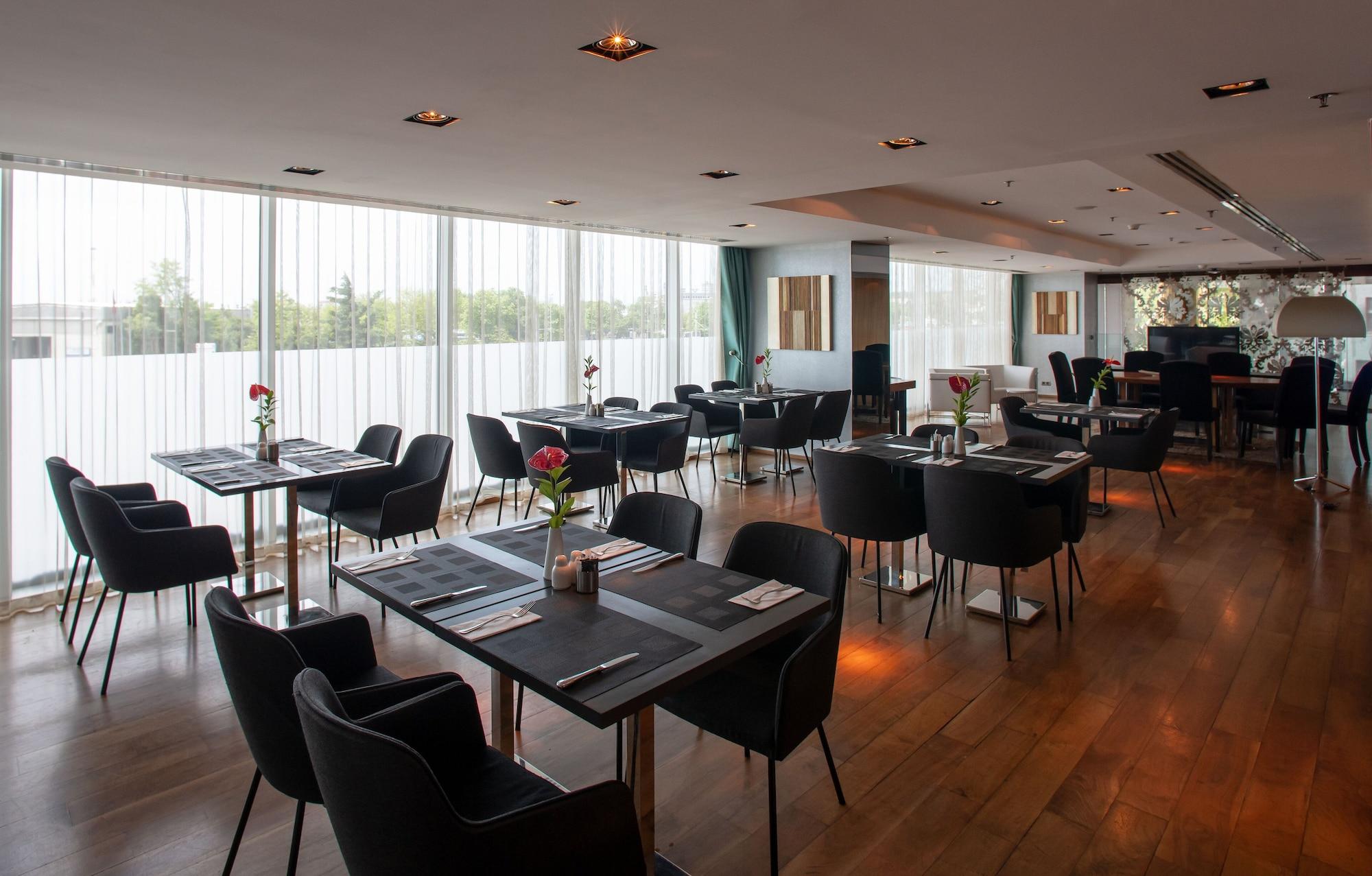 Otel Doubletree By Hilton - Moda