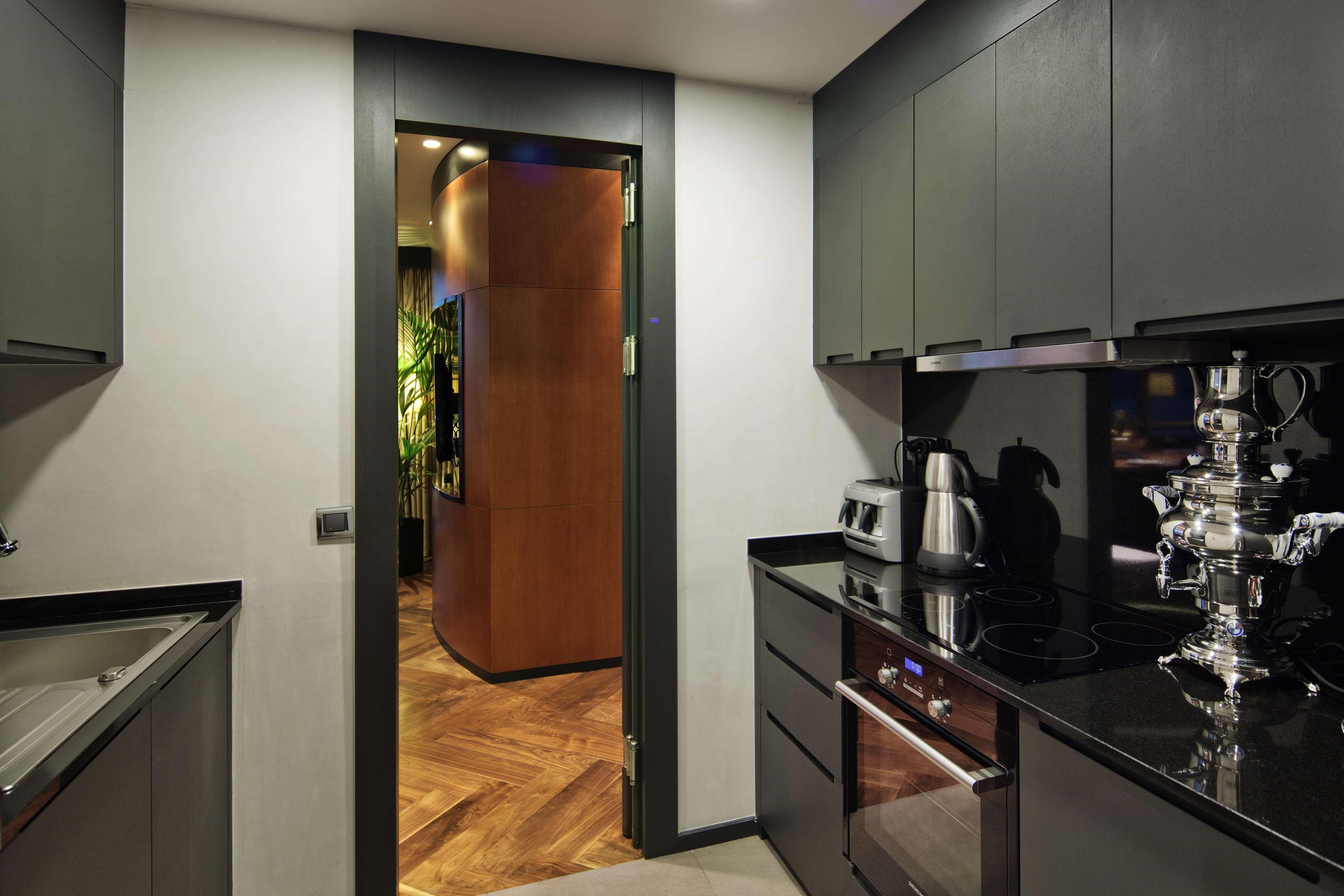Doubletree By Hilton - Moda Otel 5*