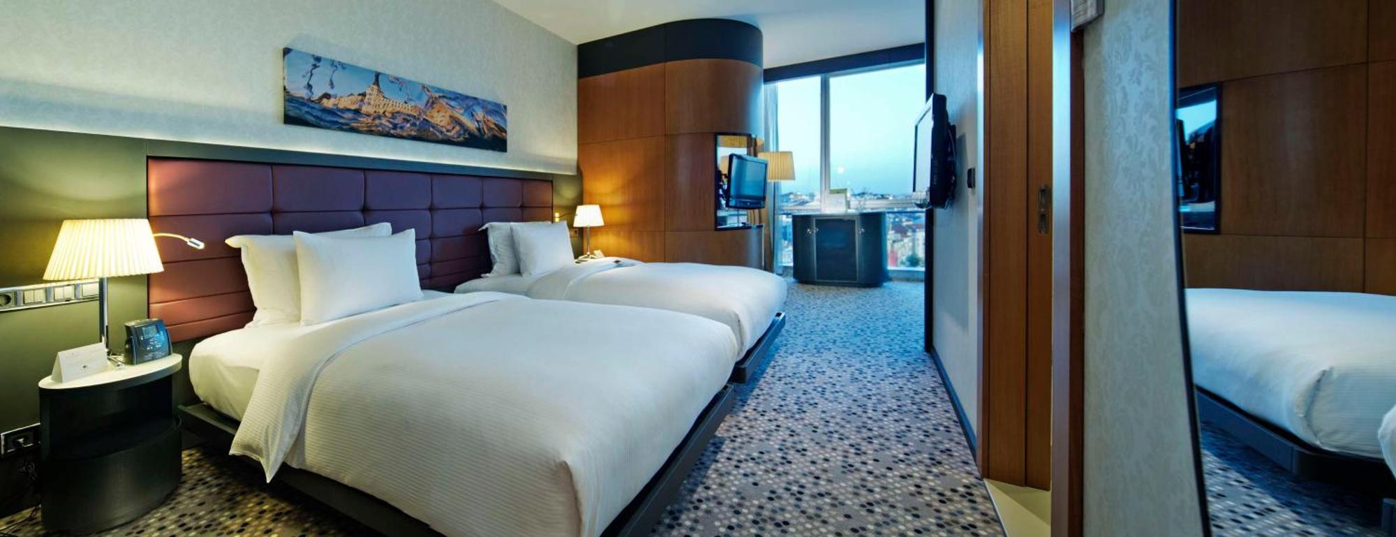 Doubletree By Hilton - Moda Otel