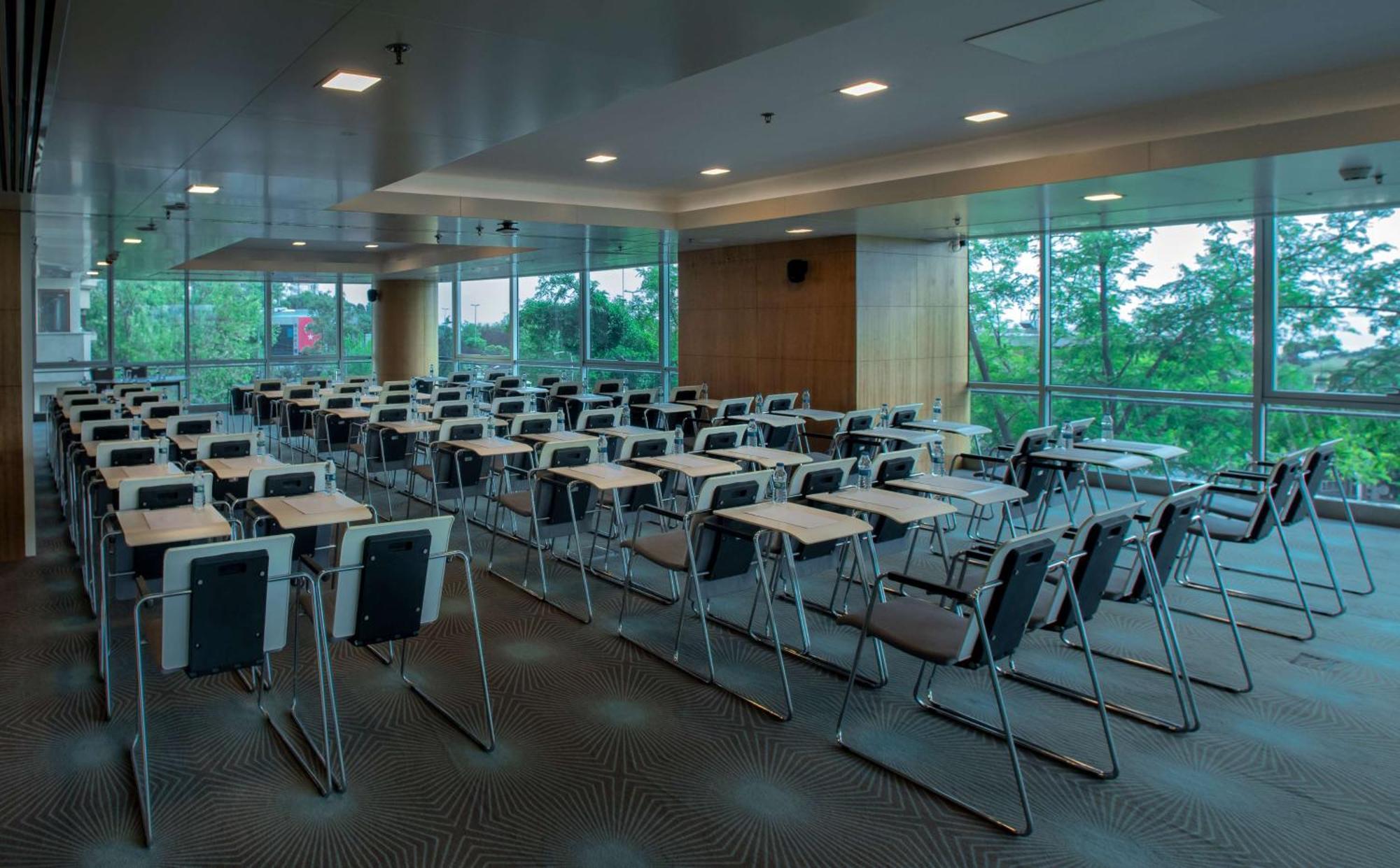 Doubletree By Hilton - Moda Otel