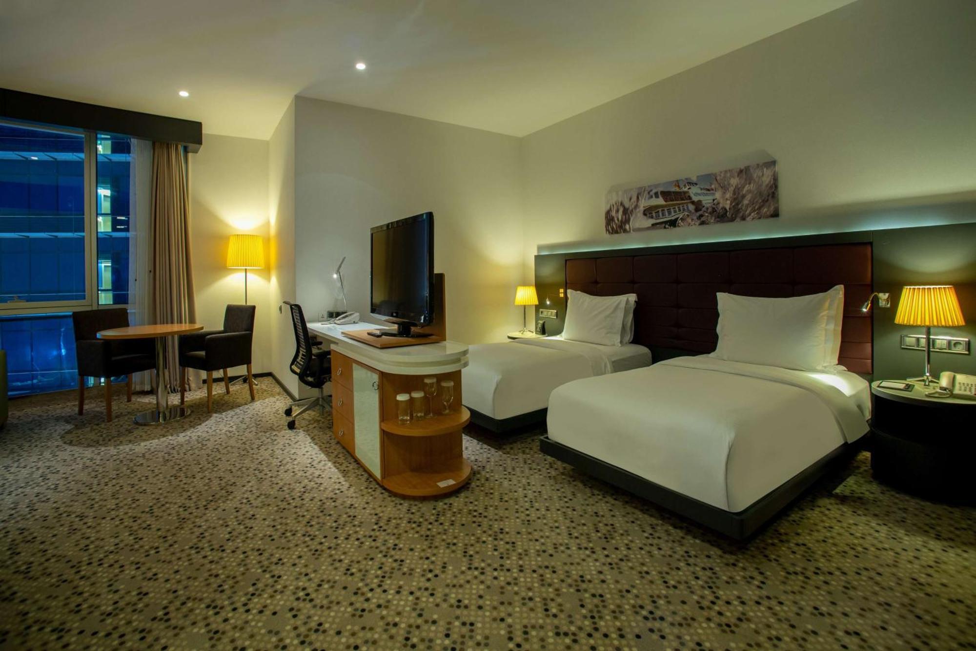 Doubletree By Hilton - Moda Otel