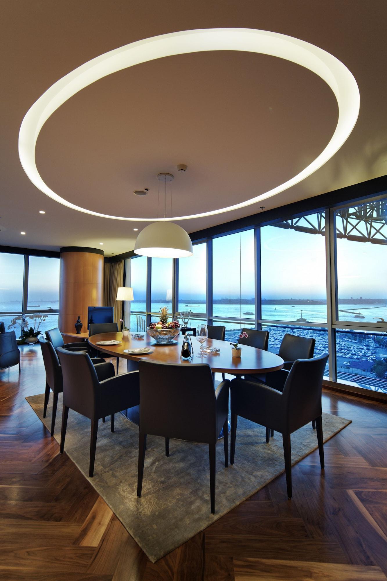 Doubletree By Hilton - Moda Otel
