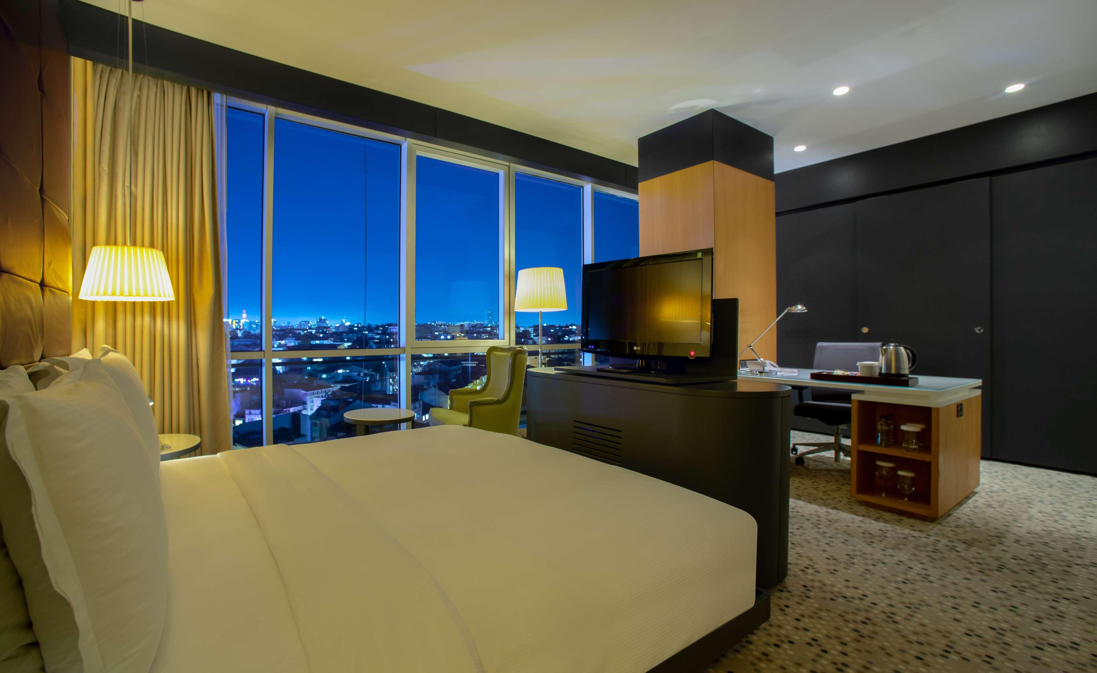 Doubletree By Hilton - Moda Otel 5*