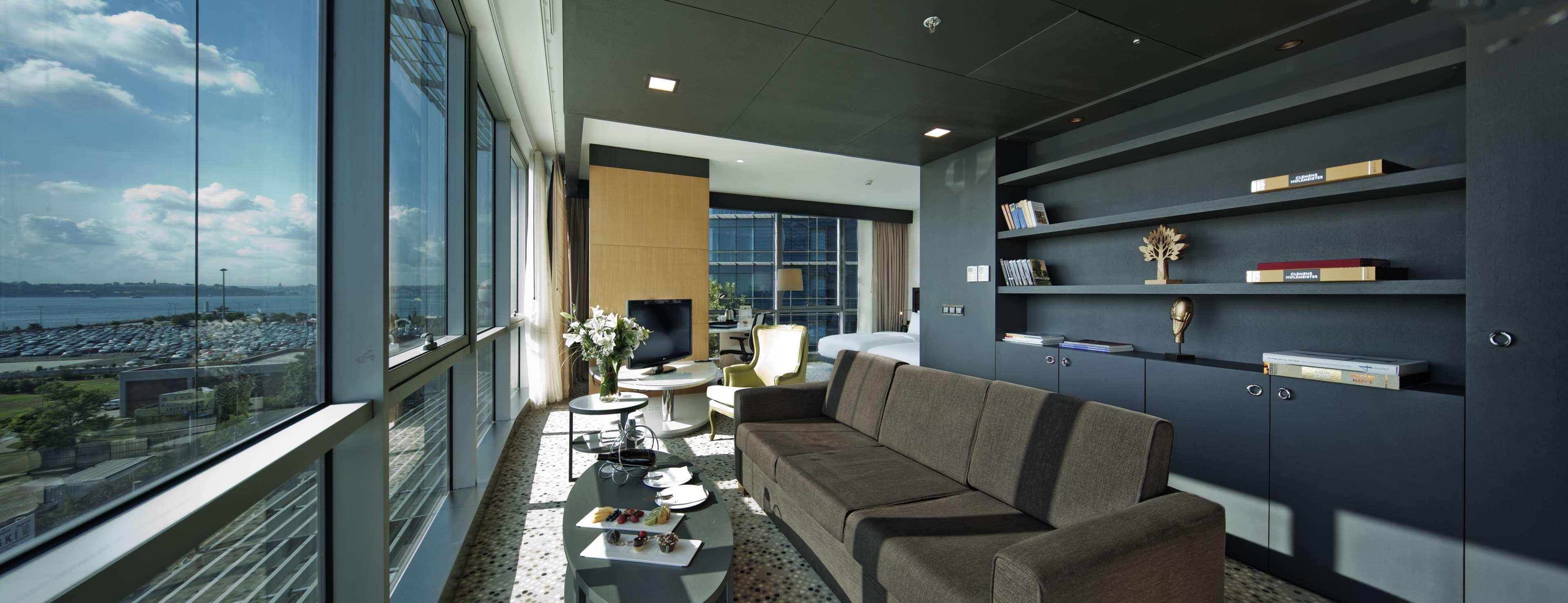Doubletree By Hilton - Moda Otel 5*
